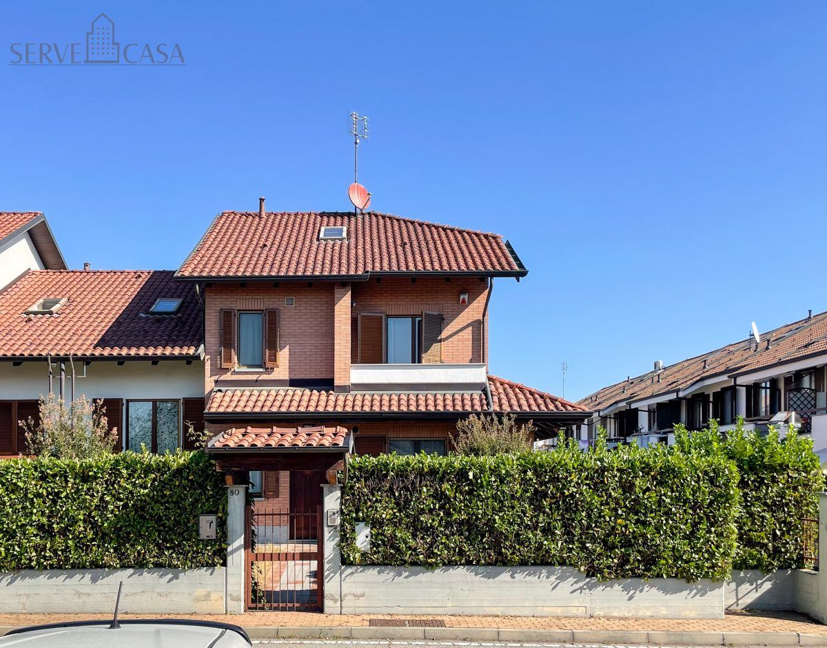 Villa bifamiliare via Gran Paradiso, San Maurizio Canavese